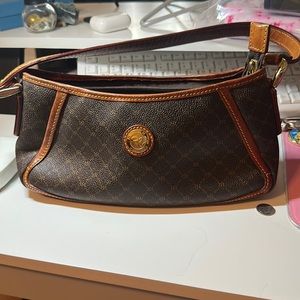 Rioni handbag